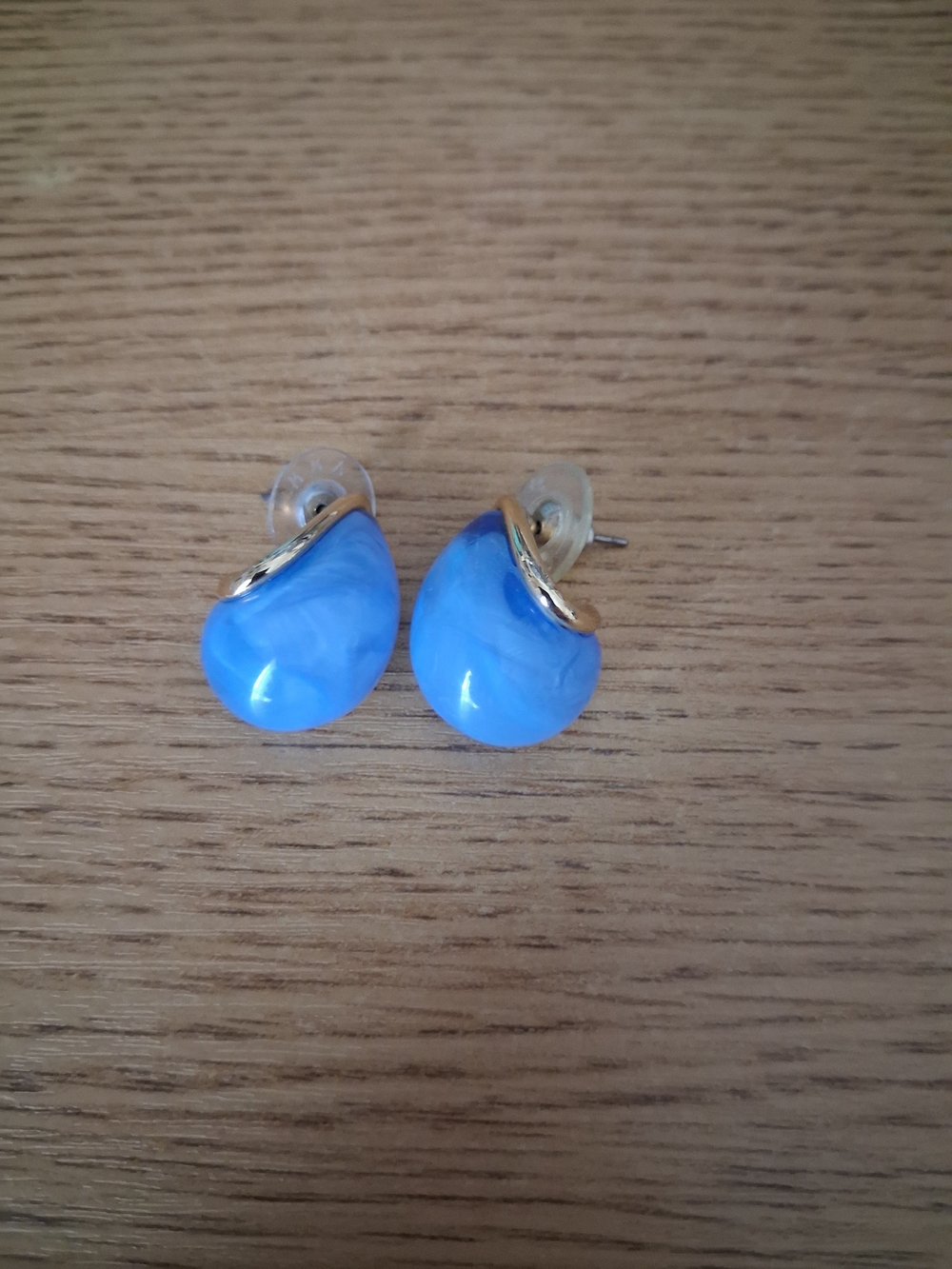 Ann Taylor Blue Teardrop Resin and Gold-Tone Stud Earrings